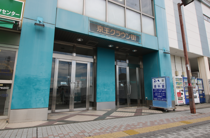 バスターミナル側の入口